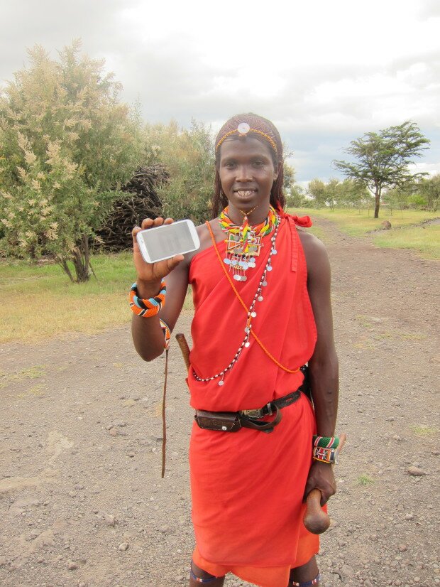 Maasai man testing vison on Peek Â© Peek